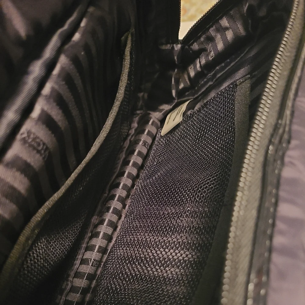 Victoria's secret Pink women's cosmetic Bag s lot of 2 - Picture 8 of 9